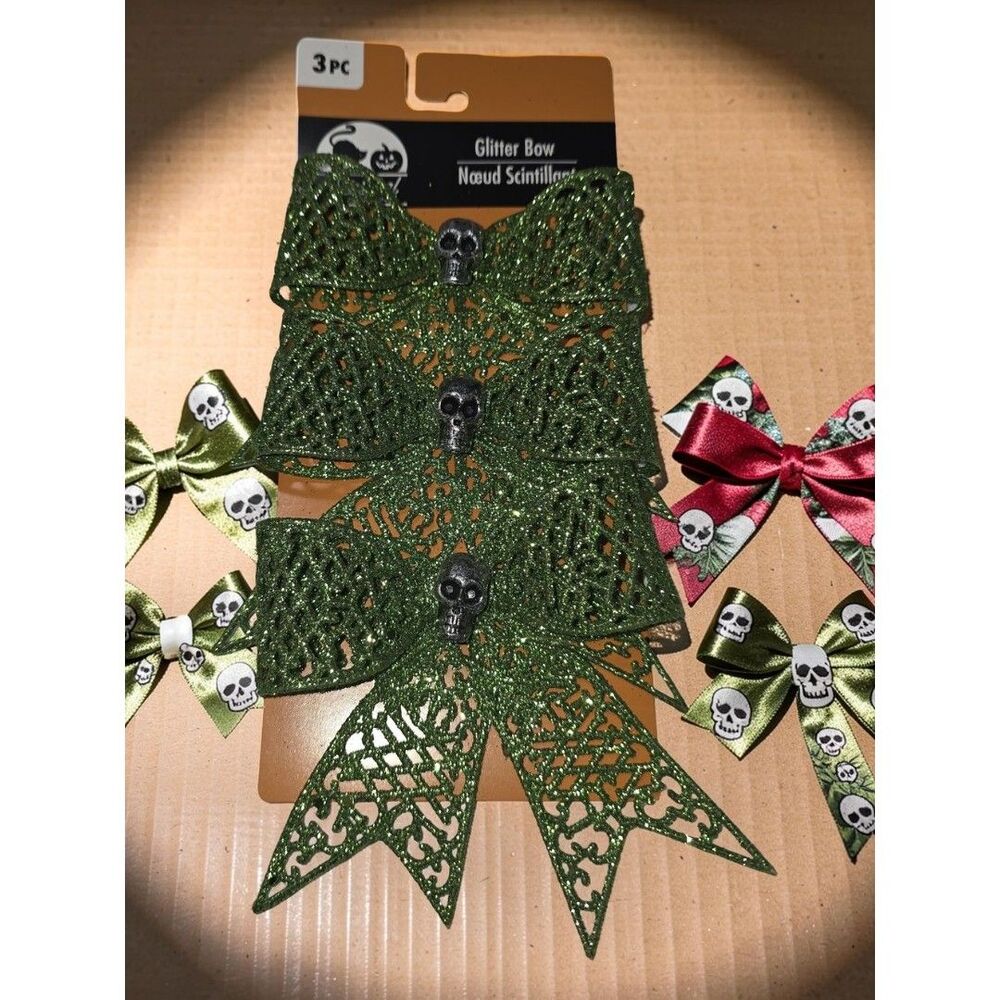 Green Glitter Skull Bow Set